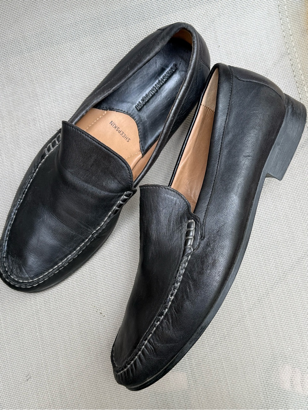 Johnston & Murphy Black Leather Driving Shoes Made in India #2778 Men's size 11 - Picture 2 of 10